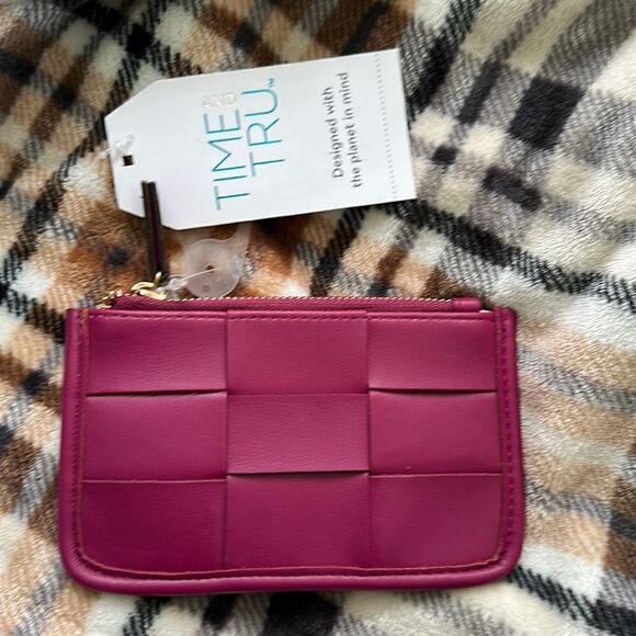 Time and Tru Handbags - Women’s Maroon Coin Pouch